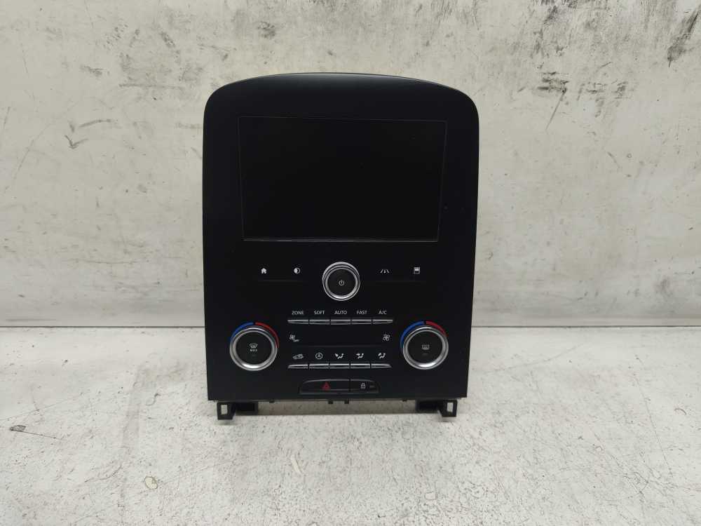 BOUTON DE CHAUFFAGE + ECRAN RADIO RENAULT - Vue 1